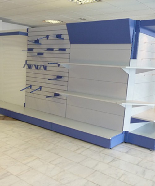 Estantería de comercio